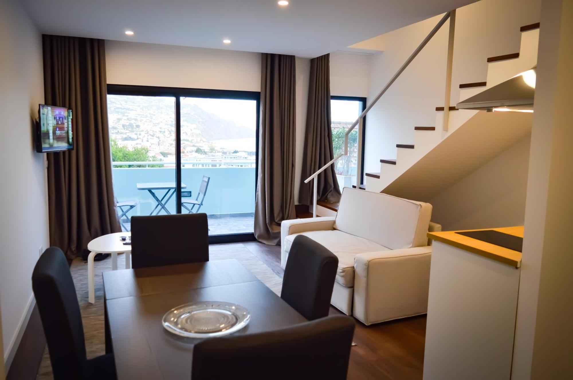 Cba Suites Madeira 푼샬 외부 사진