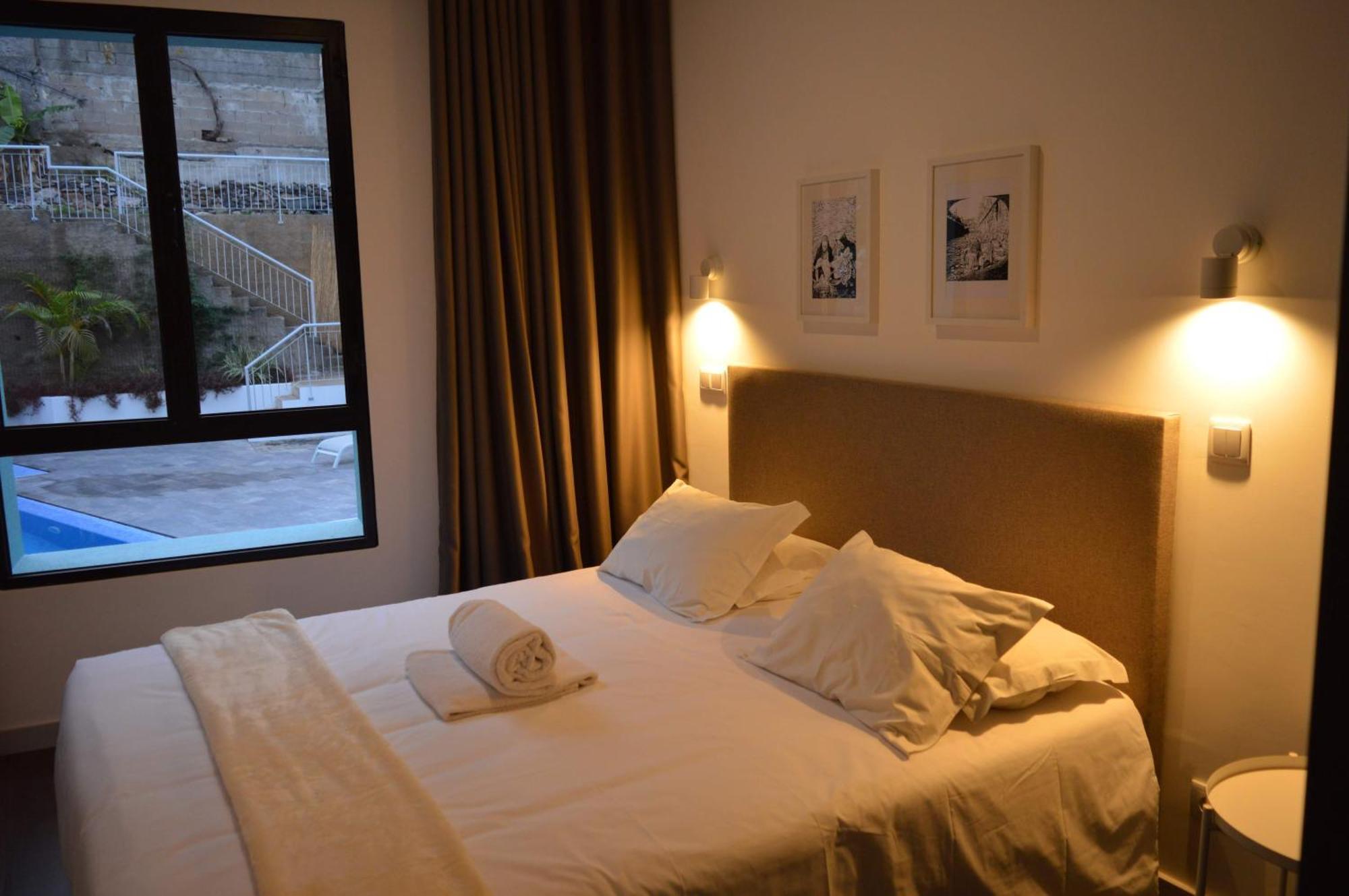 Cba Suites Madeira 푼샬 외부 사진