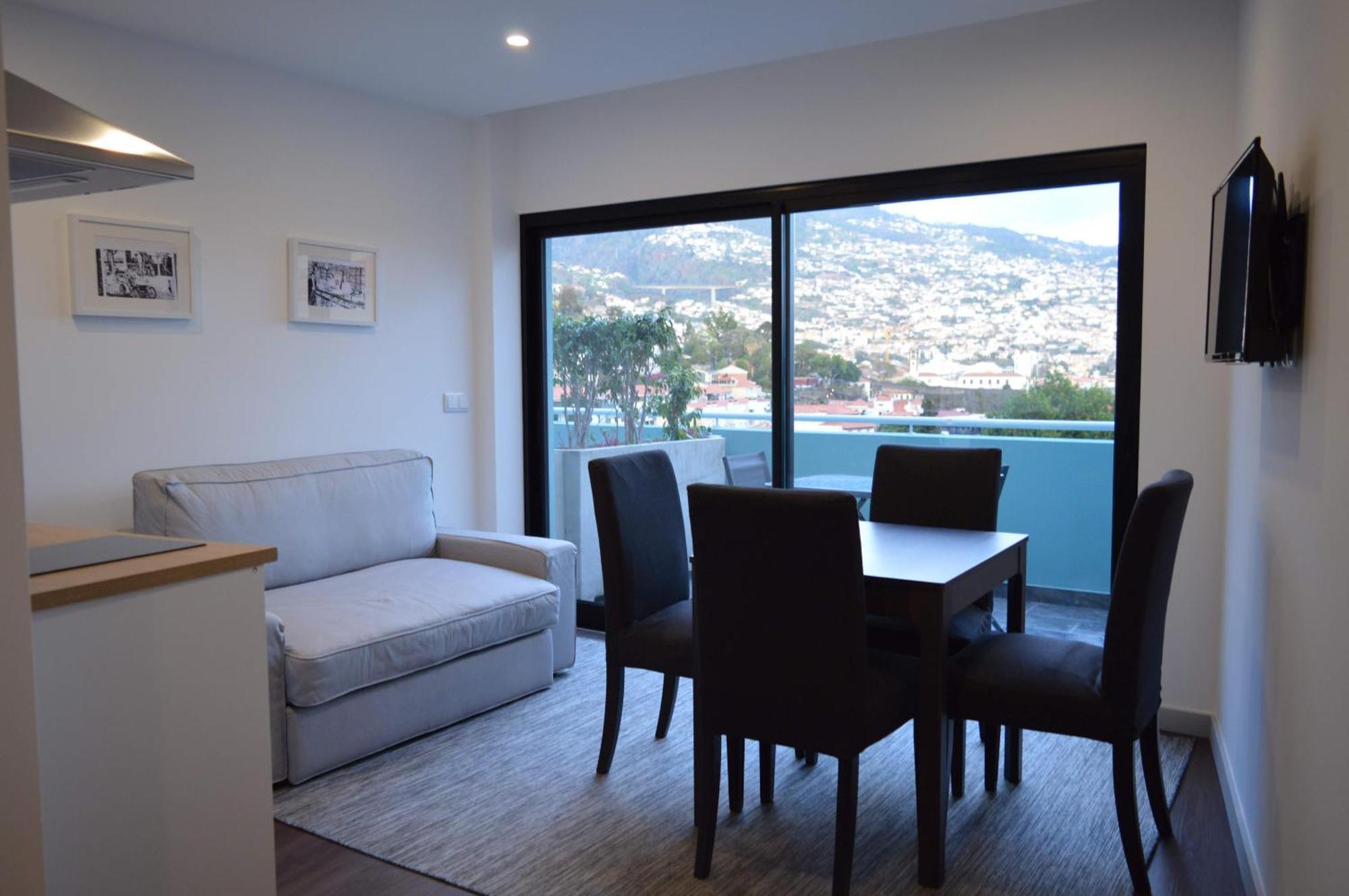 Cba Suites Madeira 푼샬 외부 사진